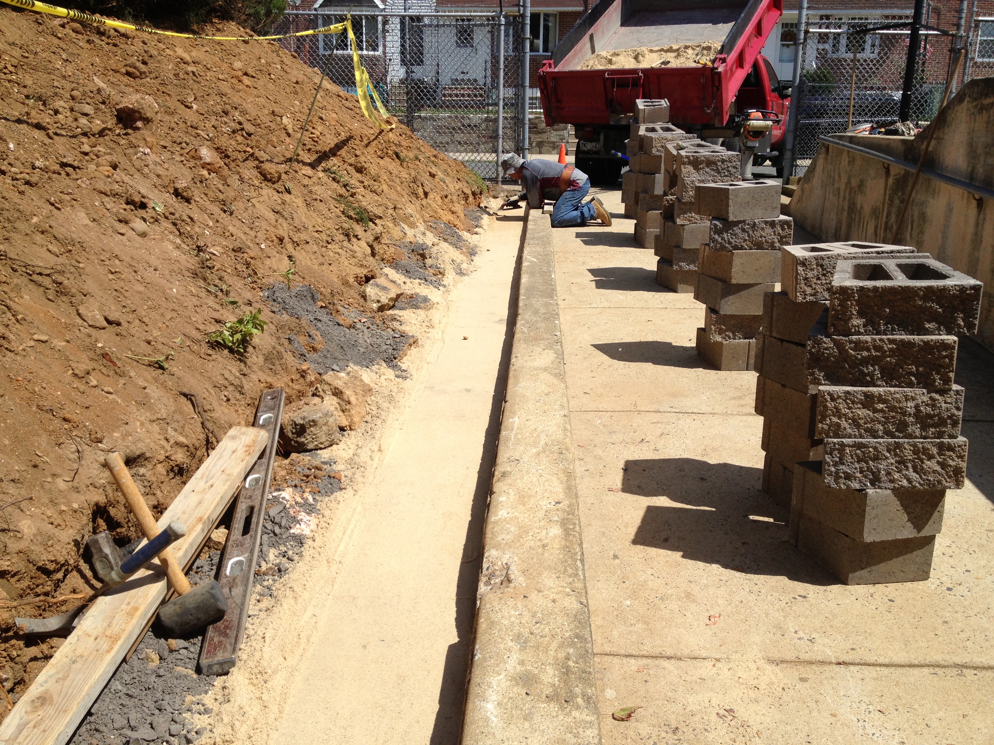 EP Henry segmental wall mid-installation in Philadelphia
