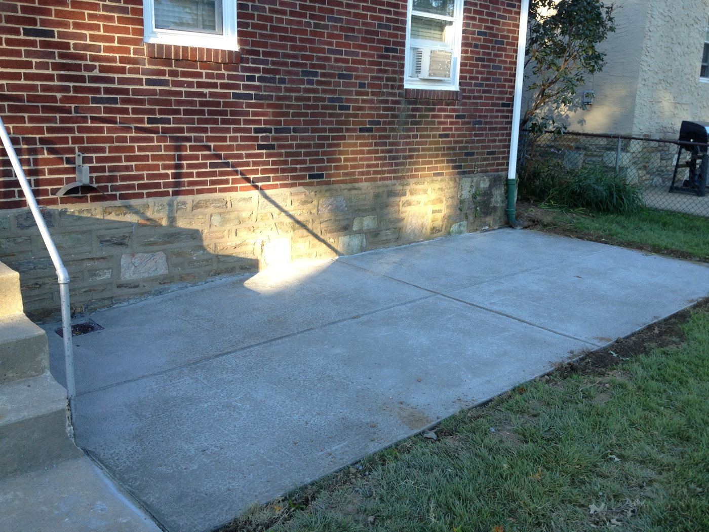 NE Philly Front And Rear House concrete